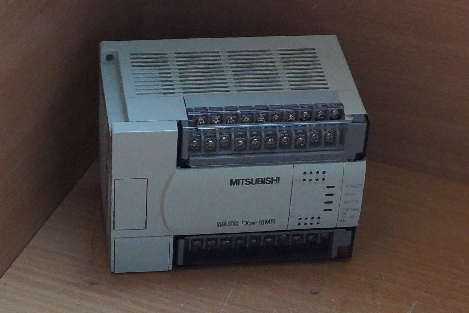 FX 2N-16MR-ES/UL